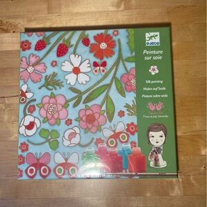 Djeco Le Grand Artist Silk Scarf Painting Kit